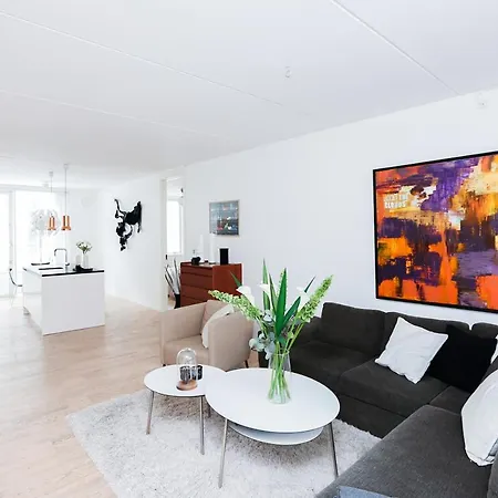High-end With Balcony & Parking